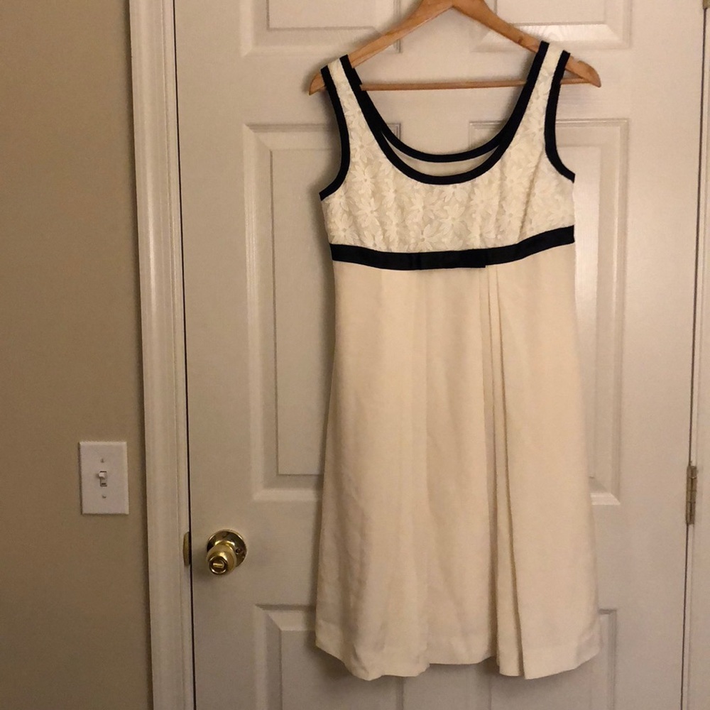 Stunning Anne Klein dress